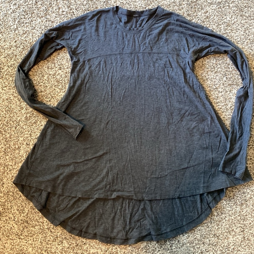 Lululemon Acadia Long sleeve - Picture 5 of 5